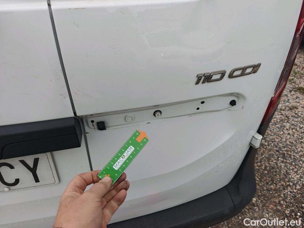  Mercedes  Citan MERCEDES-BENZ  / 2021 / 4P / furgón derivado de turismo 110 CDI 70kW Furgón Base Largo #64