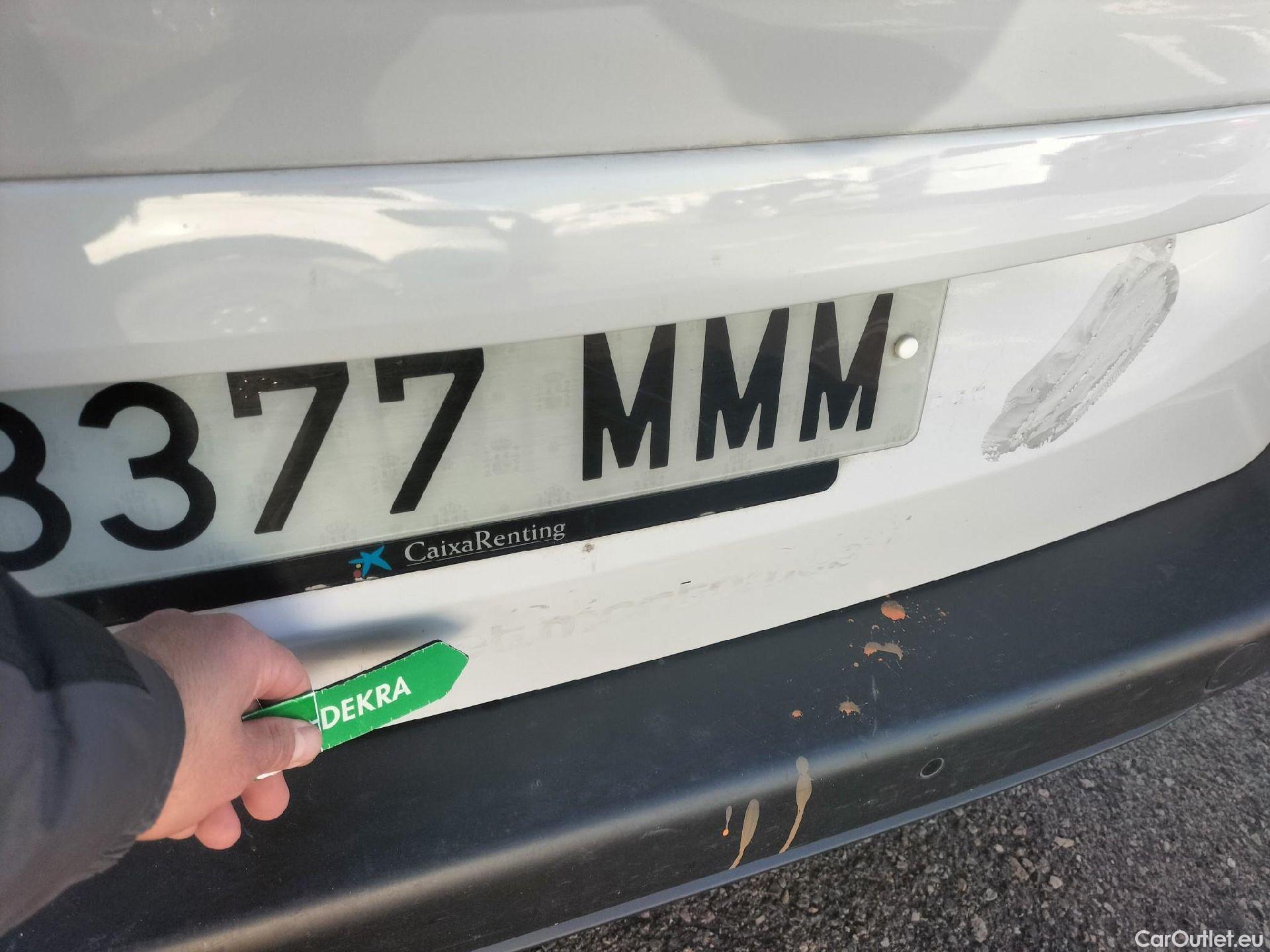  Land Rover  Discovery FIAT Doblò / 2022 / 5P / combi Combi (N1) BlueHDi 1.5 L 100CV (AC) #27