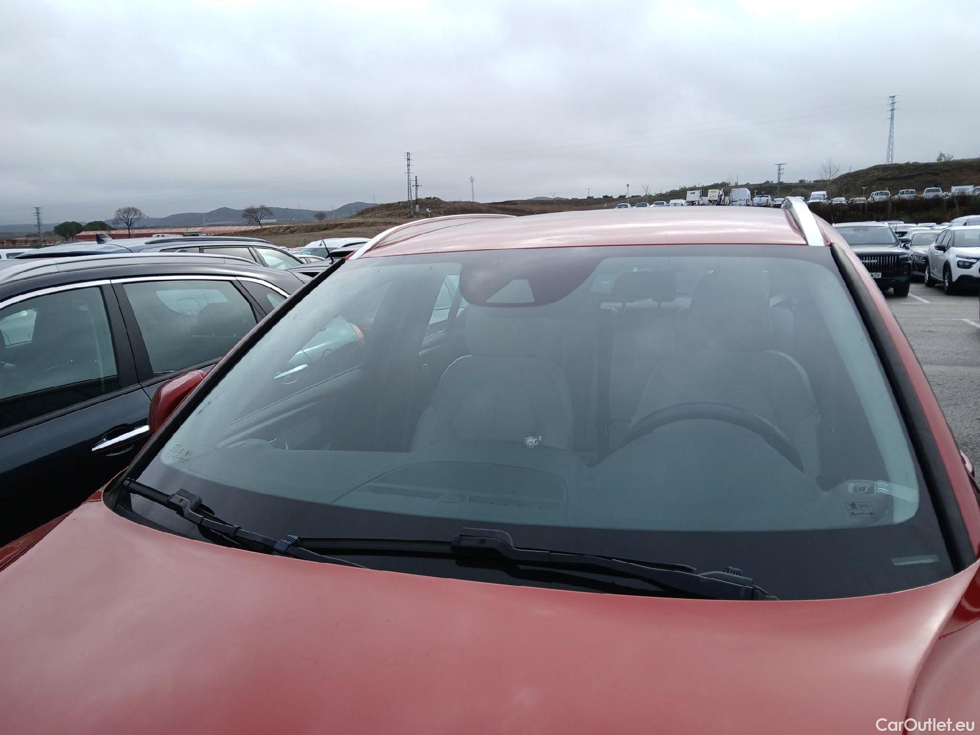  Volvo  XC 40 VOLVO XC40 / 2017 / 5P / todoterreno 1.5 T3 Business Plus Auto #14