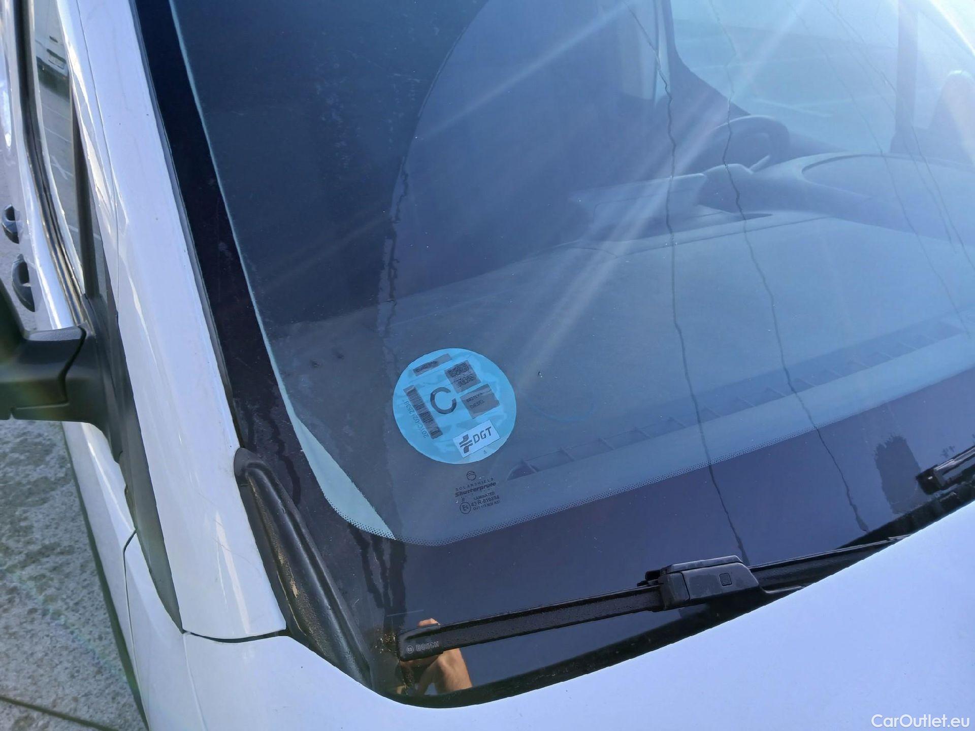  Citroen  Berlingo CITROEN  / 2018 / 3P / furgón derivado de turismo Talla M BlueHDi 100 CONTROL #6