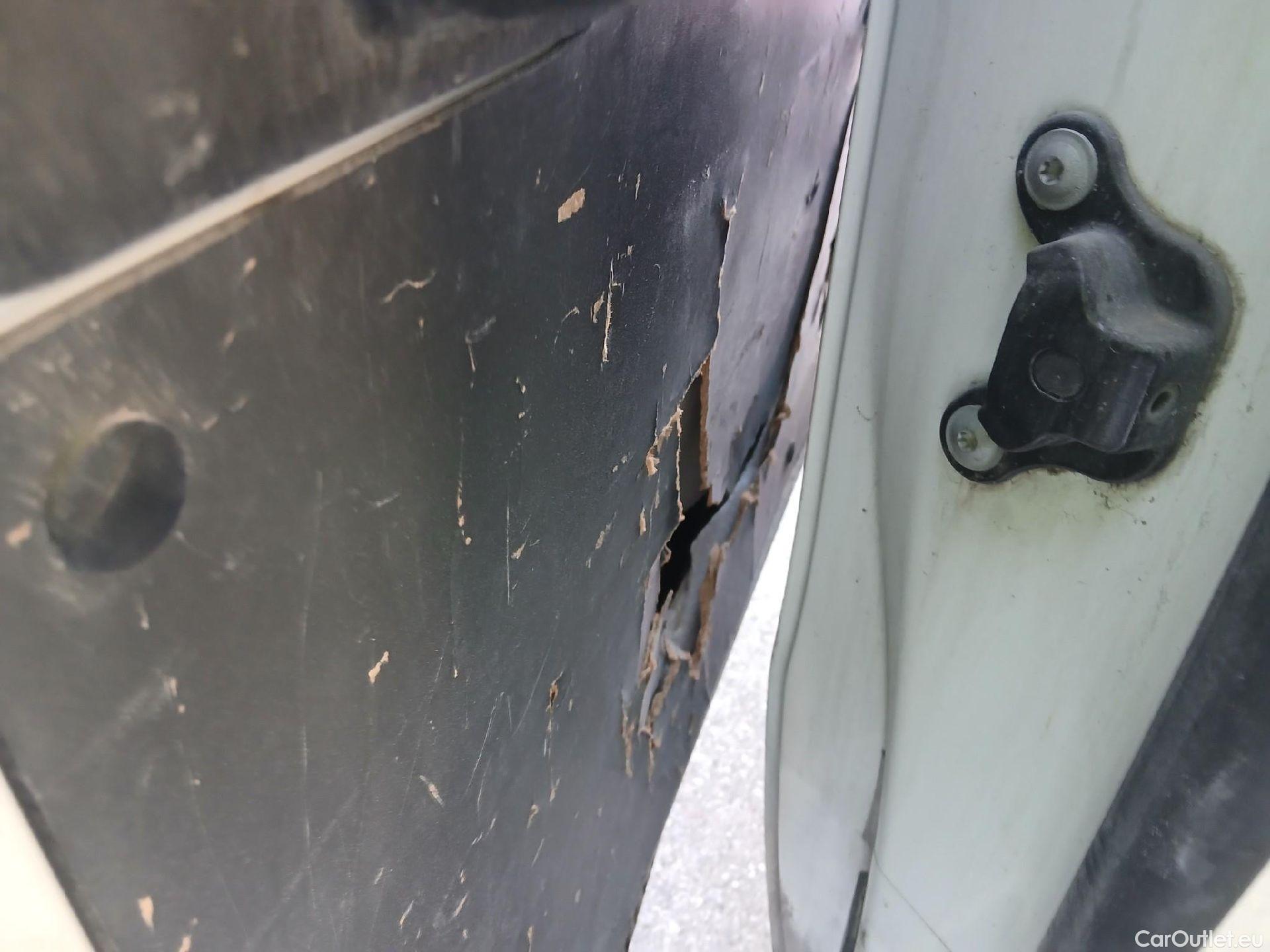  Opel  Vivaro OPEL  / 2019 / 4P / furgón  1.5 Diésel 74kW(100CV)M Std Exp #33