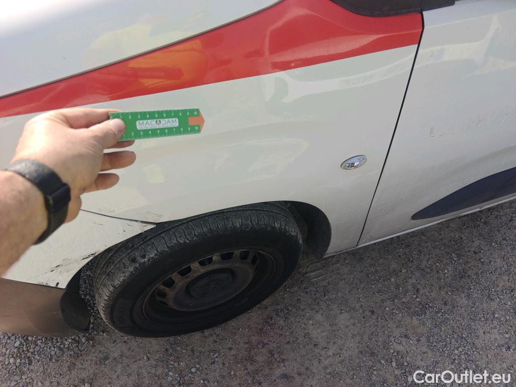  Peugeot  Partner PEUGEOT  / 2018 / 3P / furgón derivado de turismo Pro Standard 600kg BlueHDi 73kW (AC) #38