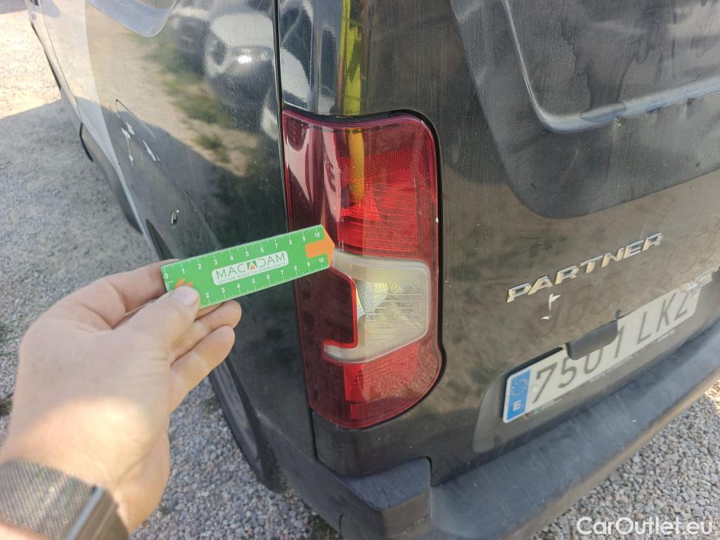  Peugeot  Partner PEUGEOT  / 2018 / 3P / furgón derivado de turismo Pro Standard 600kg BlueHDi 73kW (AC) #20