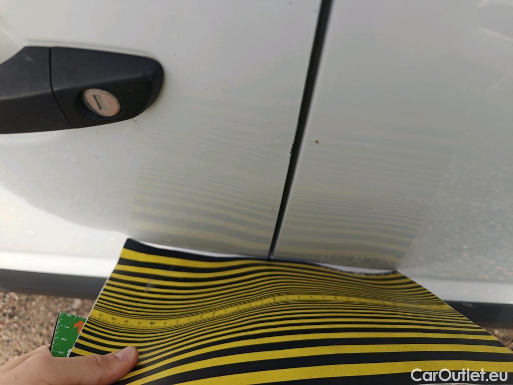  Opel  Combo OPEL  Life / 2018 / 5P / combi 1.5 TD 75kW (100CV) S/S Edition L (IND) #27