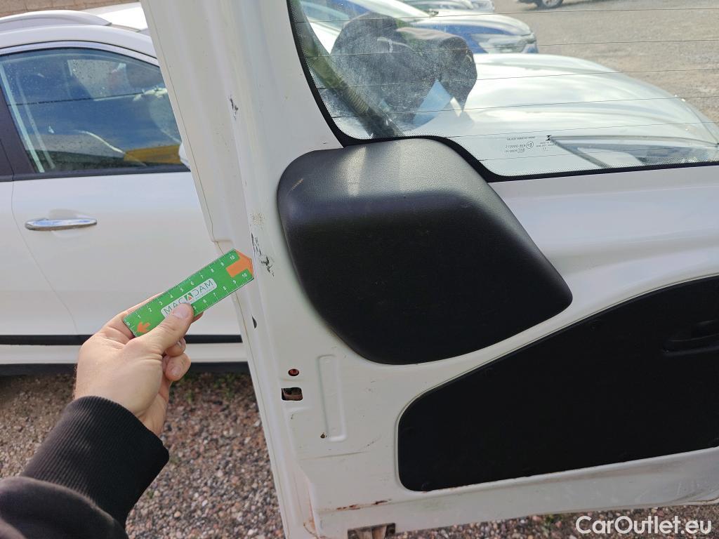  Opel  Combo OPEL  Life / 2018 / 5P / combi 1.5 TD 75kW (100CV) S/S Edition L (IND) #41