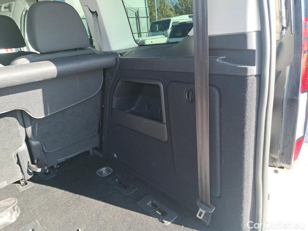  Land Rover  Discovery VOLKSWAGEN Caddy / 2020 / 5P / combi Origin 2.0 TDI 75kW (102CV) (IND) #24