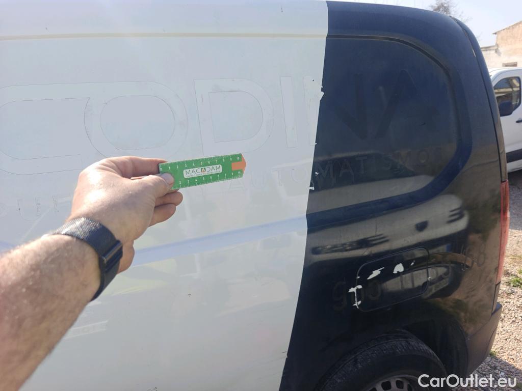  Peugeot  Partner PEUGEOT  / 2018 / 3P / furgón derivado de turismo Pro Standard 600kg BlueHDi 73kW (AC) #1