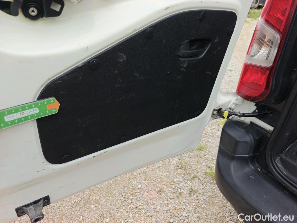  Toyota  Proace TOYOTA  City / 2020 / 4P / combi 1.5D 75kW (100CV) GX L1 (CX) #41