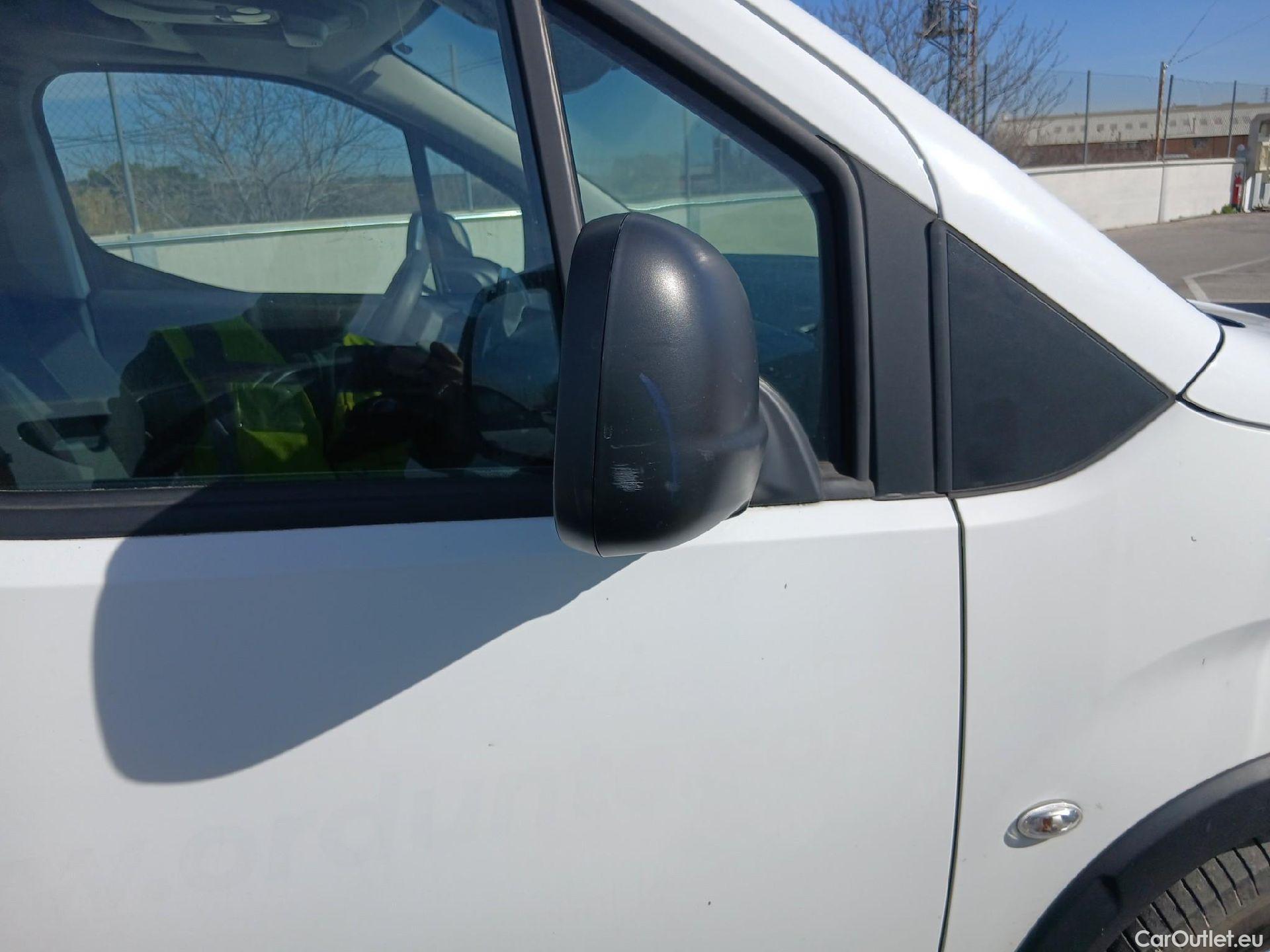  Peugeot  RIFTER PEUGEOT  / 2018 / 4P / combi Access Standard BlueHDi 73kW (AC) #20