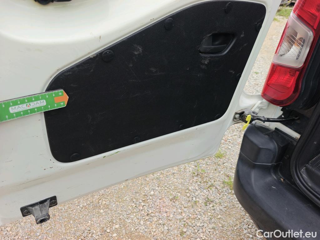  Toyota  Proace TOYOTA  City / 2020 / 4P / combi 1.5D 75kW (100CV) GX L1 (CX) #40