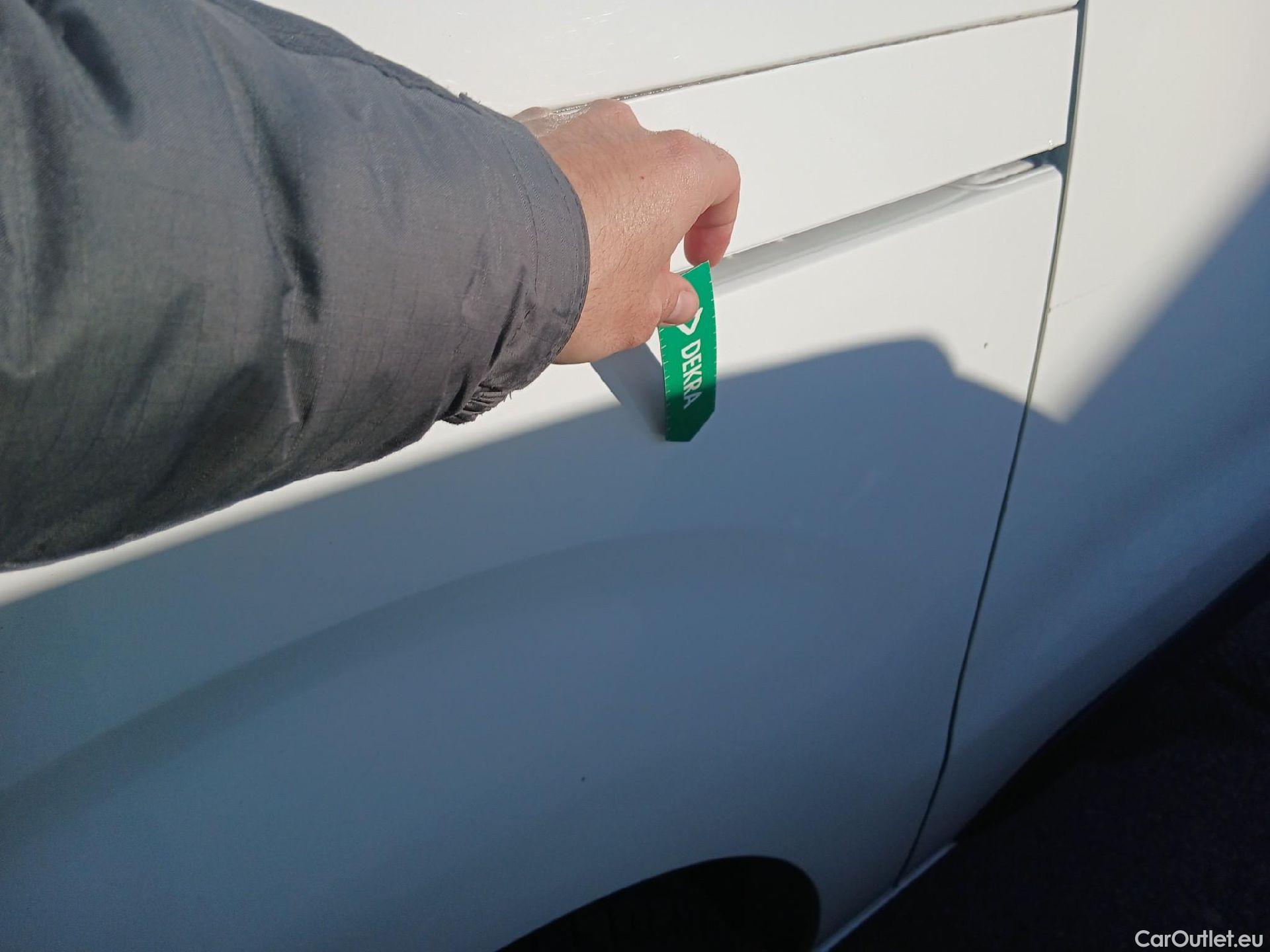  Opel  Vivaro OPEL  / 2019 / 4P / furgón  1.5 Diésel 74kW(100CV)M Std Exp #22