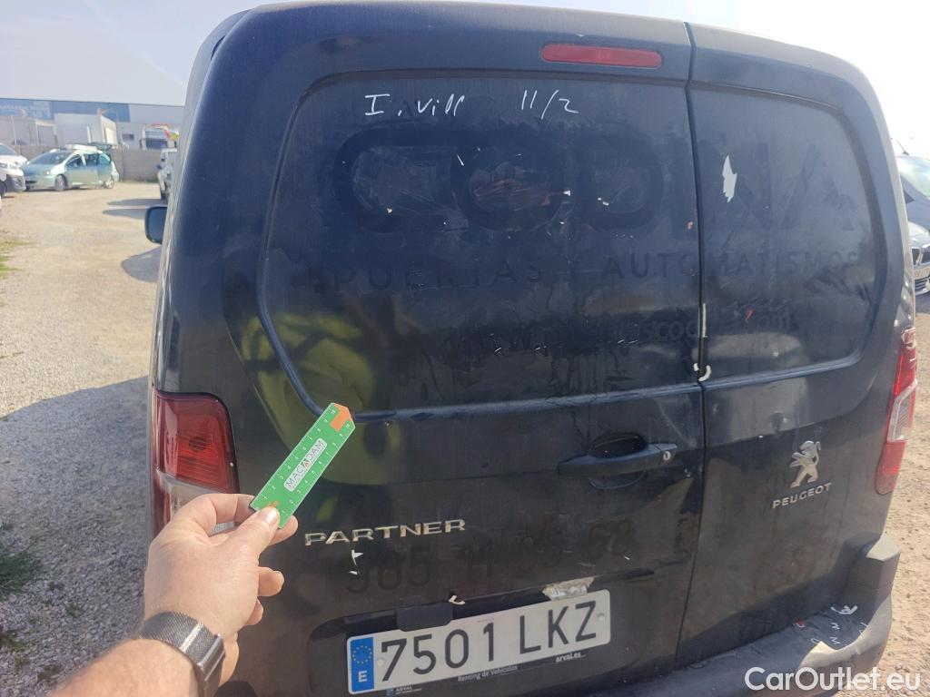  Peugeot  Partner PEUGEOT  / 2018 / 3P / furgón derivado de turismo Pro Standard 600kg BlueHDi 73kW (AC) #42