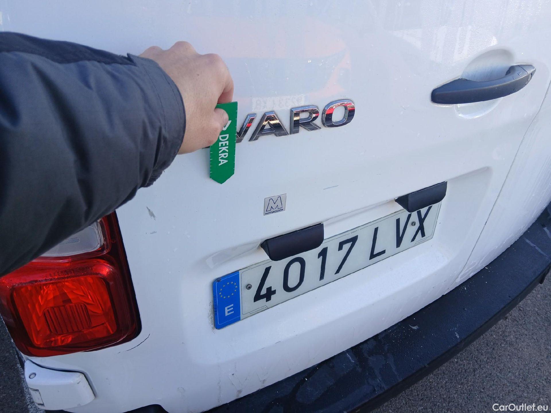  Opel  Vivaro OPEL  / 2019 / 4P / furgón  1.5 Diésel 74kW(100CV)M Std Exp #16