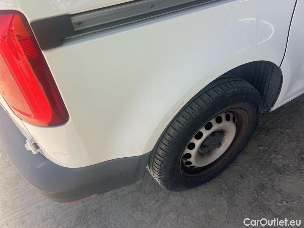  Volkswagen  Caddy VOLKSWAGEN  / 2015 / 4P / combi Business 2.0 TDI 55kW (75CV) BMT #5