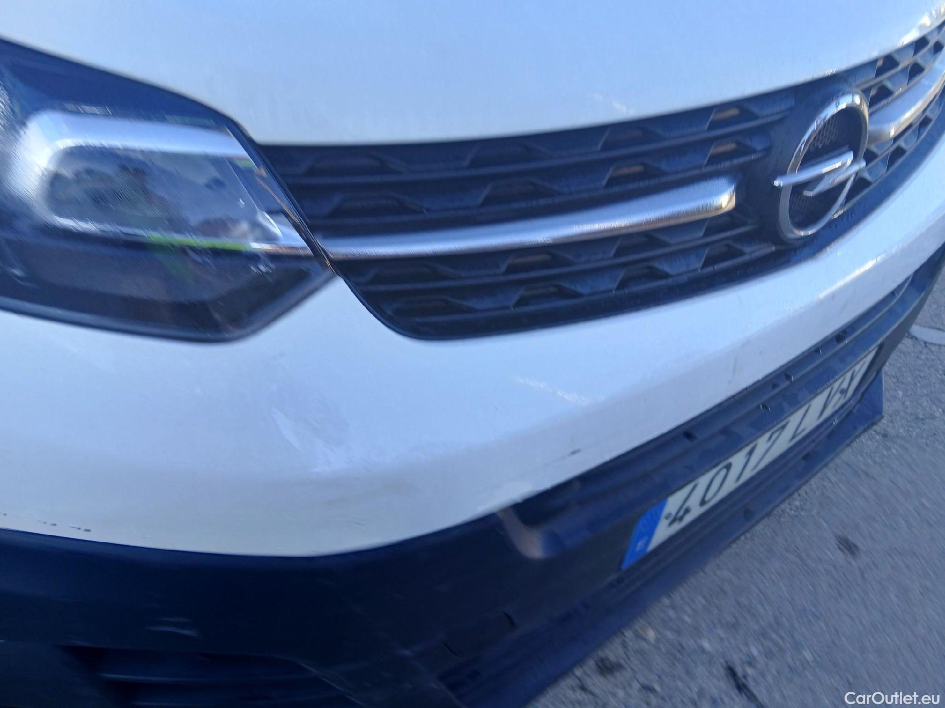  Opel  Vivaro OPEL  / 2019 / 4P / furgón  1.5 Diésel 74kW(100CV)M Std Exp #4