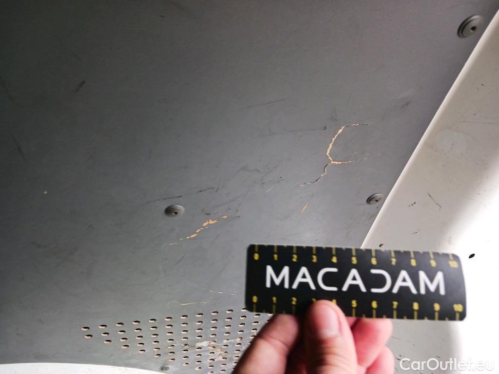  Land Rover  Discovery VOLKSWAGEN Transporter / 2020 / 4P / furgón Furgón Corto TN 2.0 TDI 110kW 4MO #17