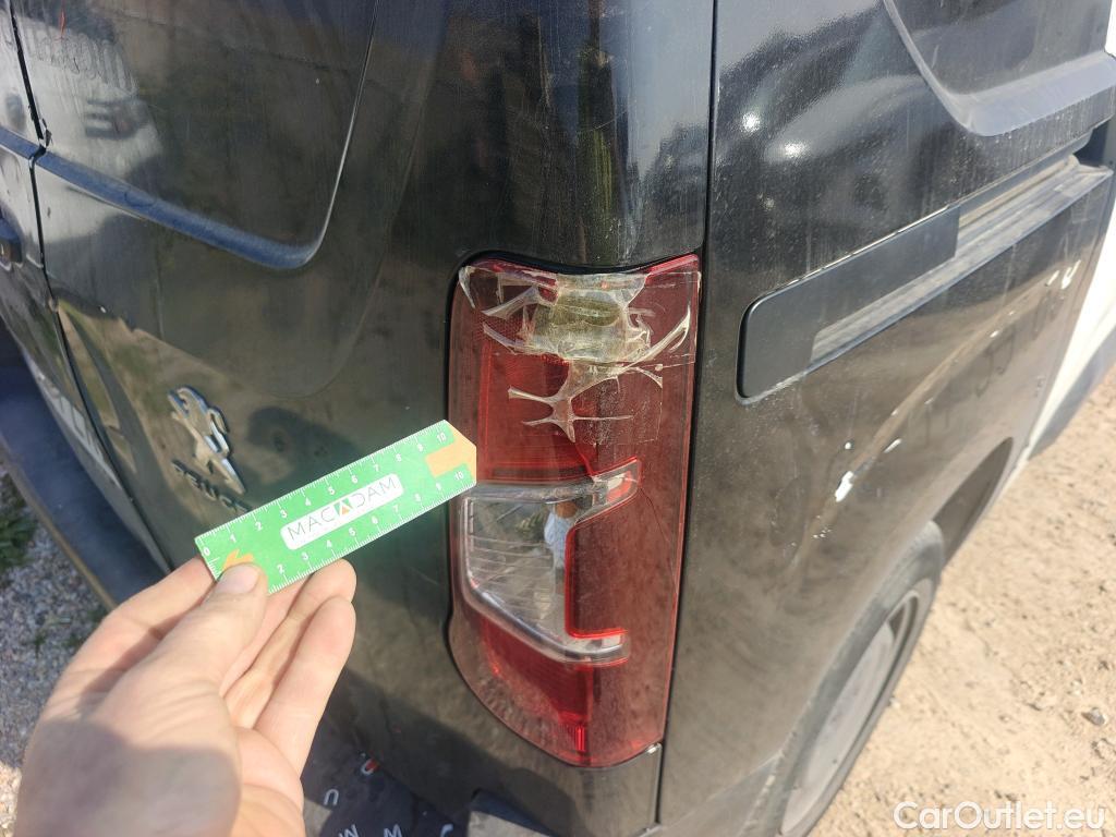  Peugeot  Partner PEUGEOT  / 2018 / 3P / furgón derivado de turismo Pro Standard 600kg BlueHDi 73kW (AC) #22