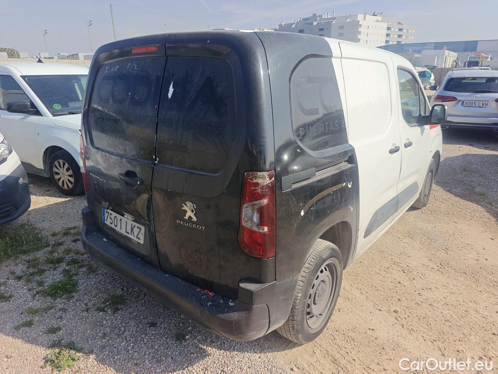  Peugeot  Partner PEUGEOT  / 2018 / 3P / furgón derivado de turismo Pro Standard 600kg BlueHDi 73kW (AC) #46