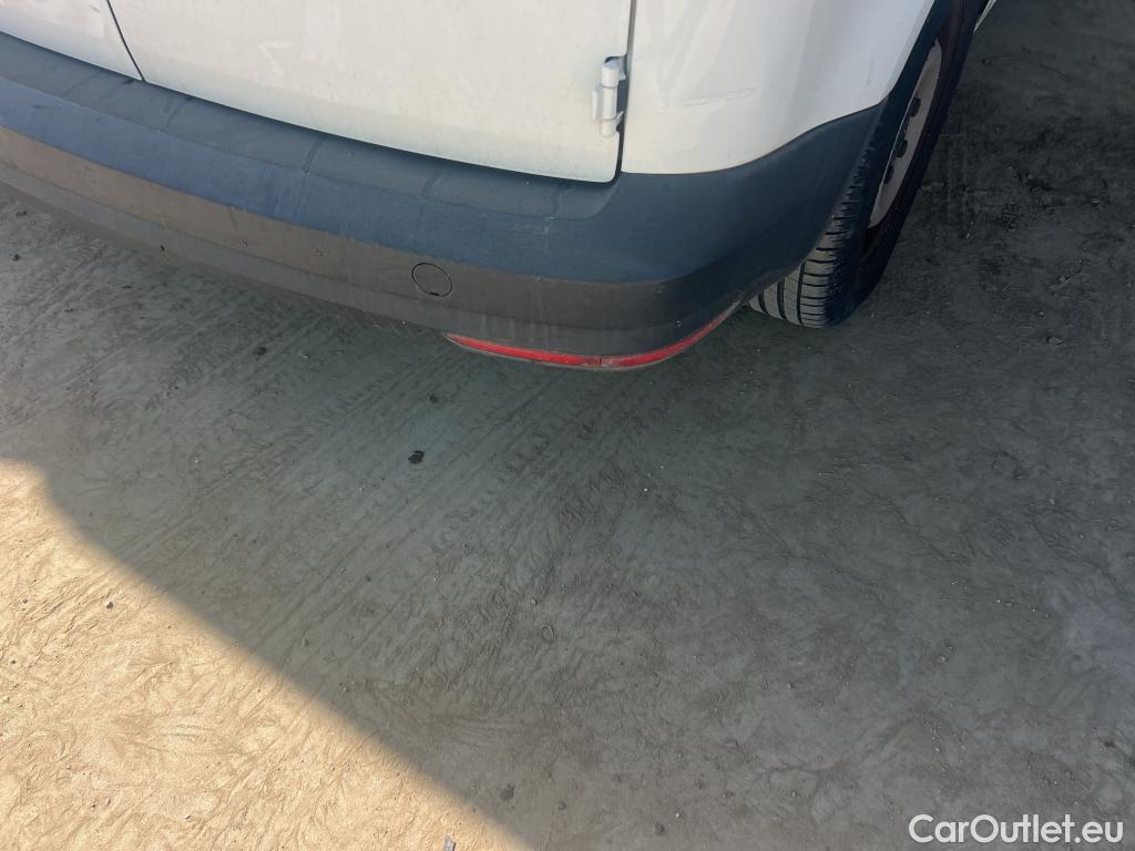  Volkswagen  Caddy VOLKSWAGEN  / 2015 / 4P / combi Business 2.0 TDI 55kW (75CV) BMT #10