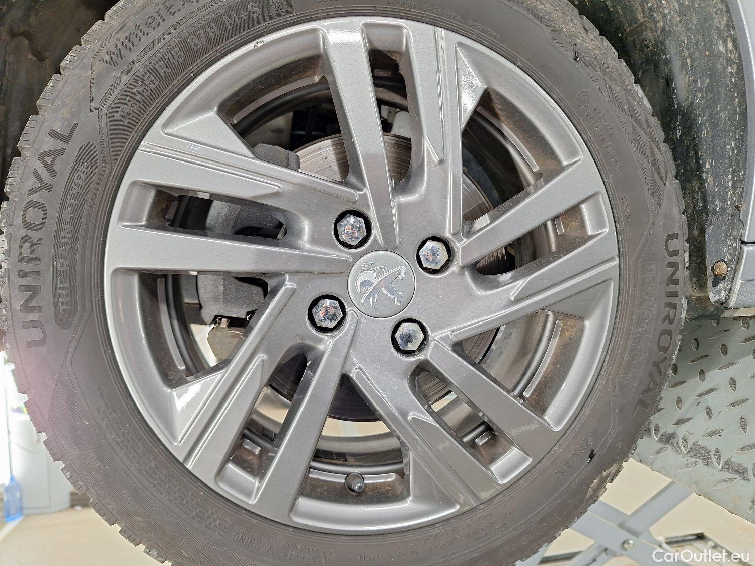  Peugeot  208 Peugeot,  '19, Peugeot  1.2 PureTech 100 MAN6 S&S Active Pack  #4