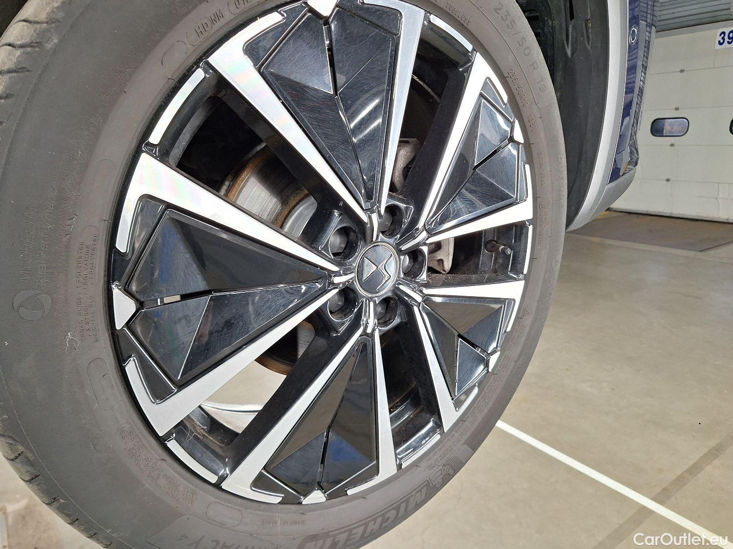  Citroen  DS 7 CROSSBACK DS, DS7 FL'22, DS 7 1.5 BlueHDi 130 Automatic Opera 5d #1