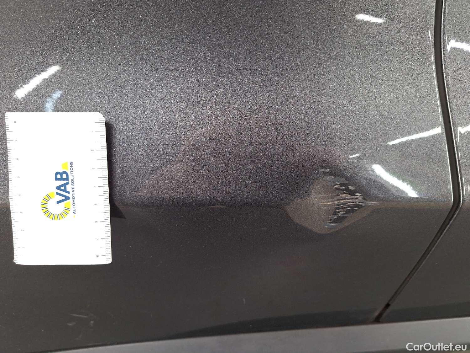  Ford  Focus Ford,  '18, Ford  1.0i EcoB. 74kW Trend Ed. Business 5d #17