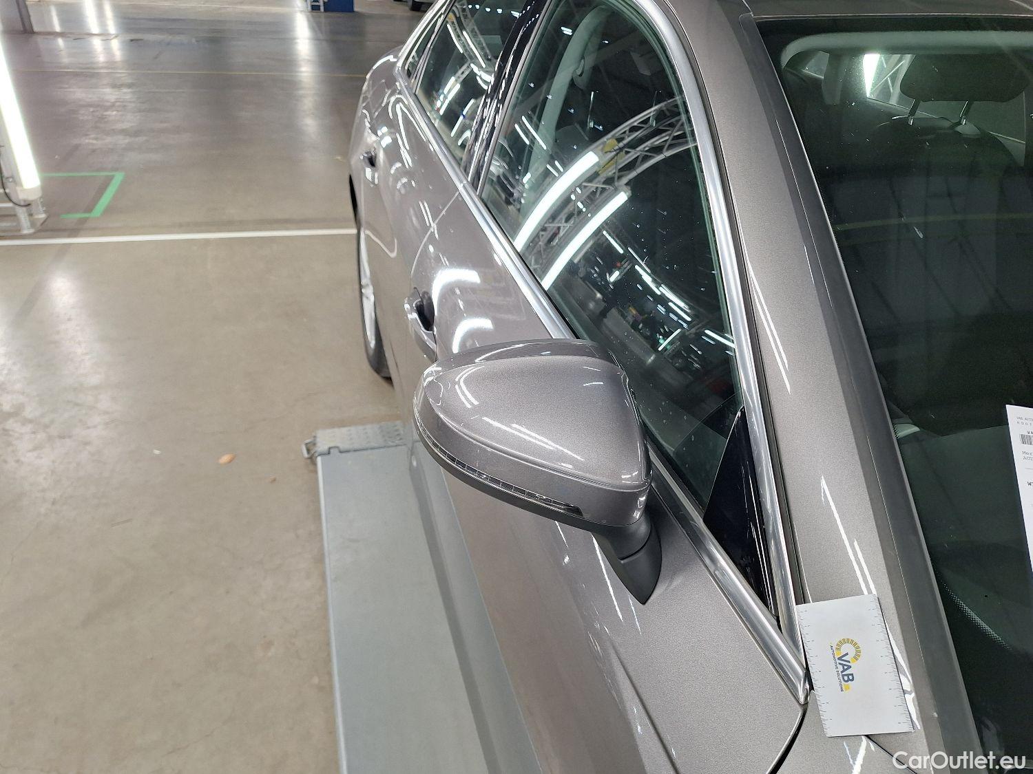  Audi  A4 Audi,  Berline FL'19, Audi  2.0 30 TDi 100kW S tronic Business Ed 4d #43