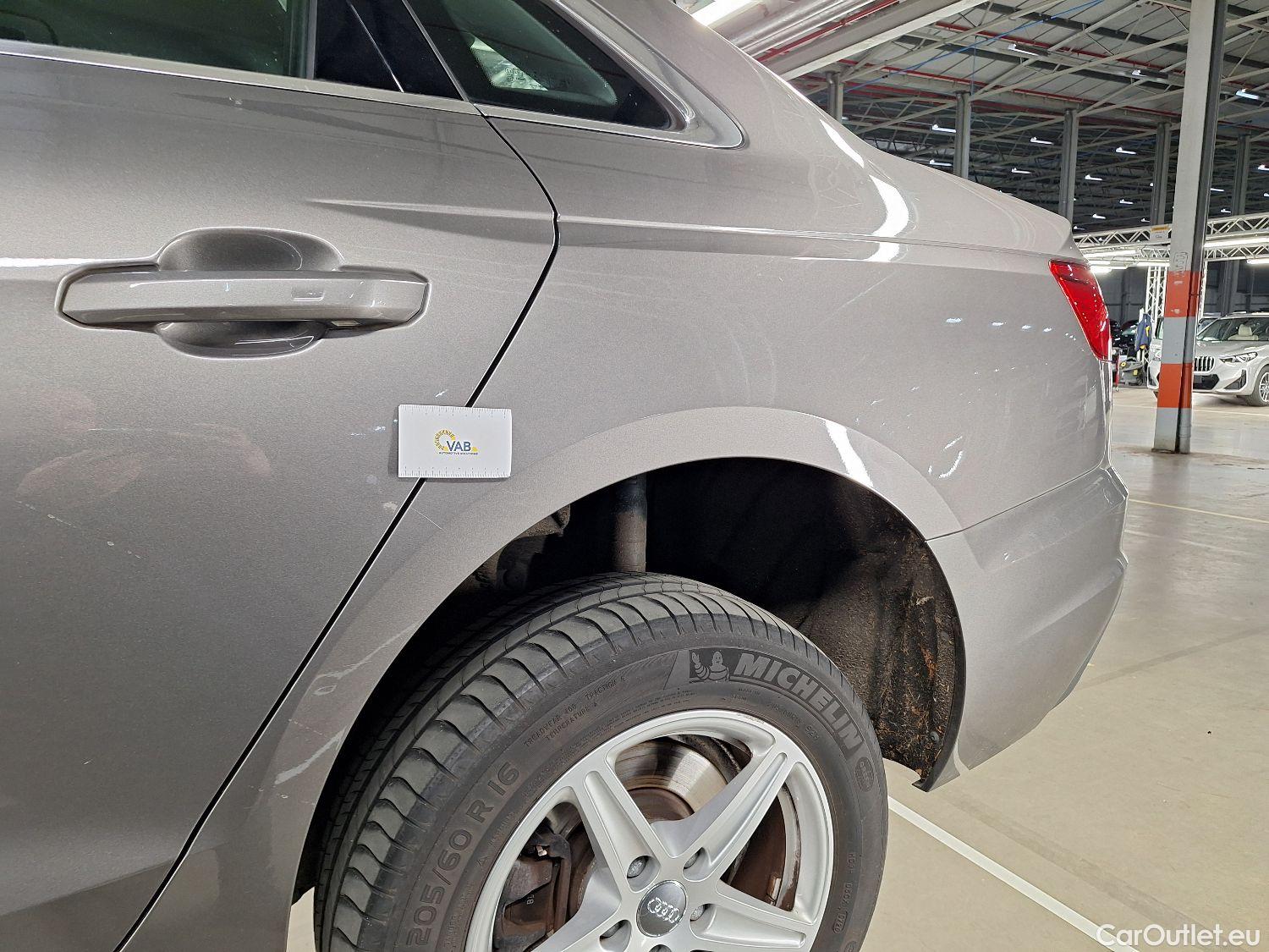  Audi  A4 Audi,  Berline FL'19, Audi  2.0 30 TDi 100kW S tronic Business Ed 4d #27