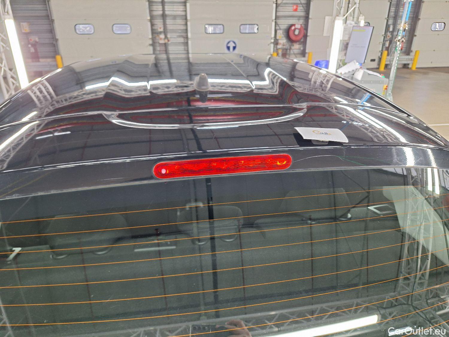  Citroen  C3 Citroën,  FL'20, Citroën  1.2 PureTech 83 S&S MAN Shine 5d #41