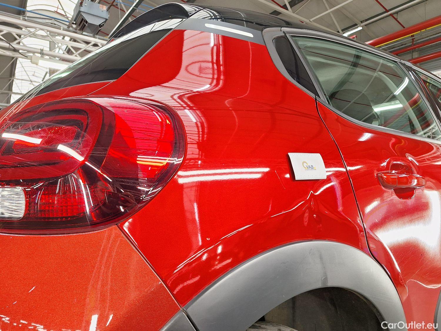  Citroen  C3 Citroën,  FL'20, Citroën  1.2 PureTech 83 S&S MAN Shine 5d #17