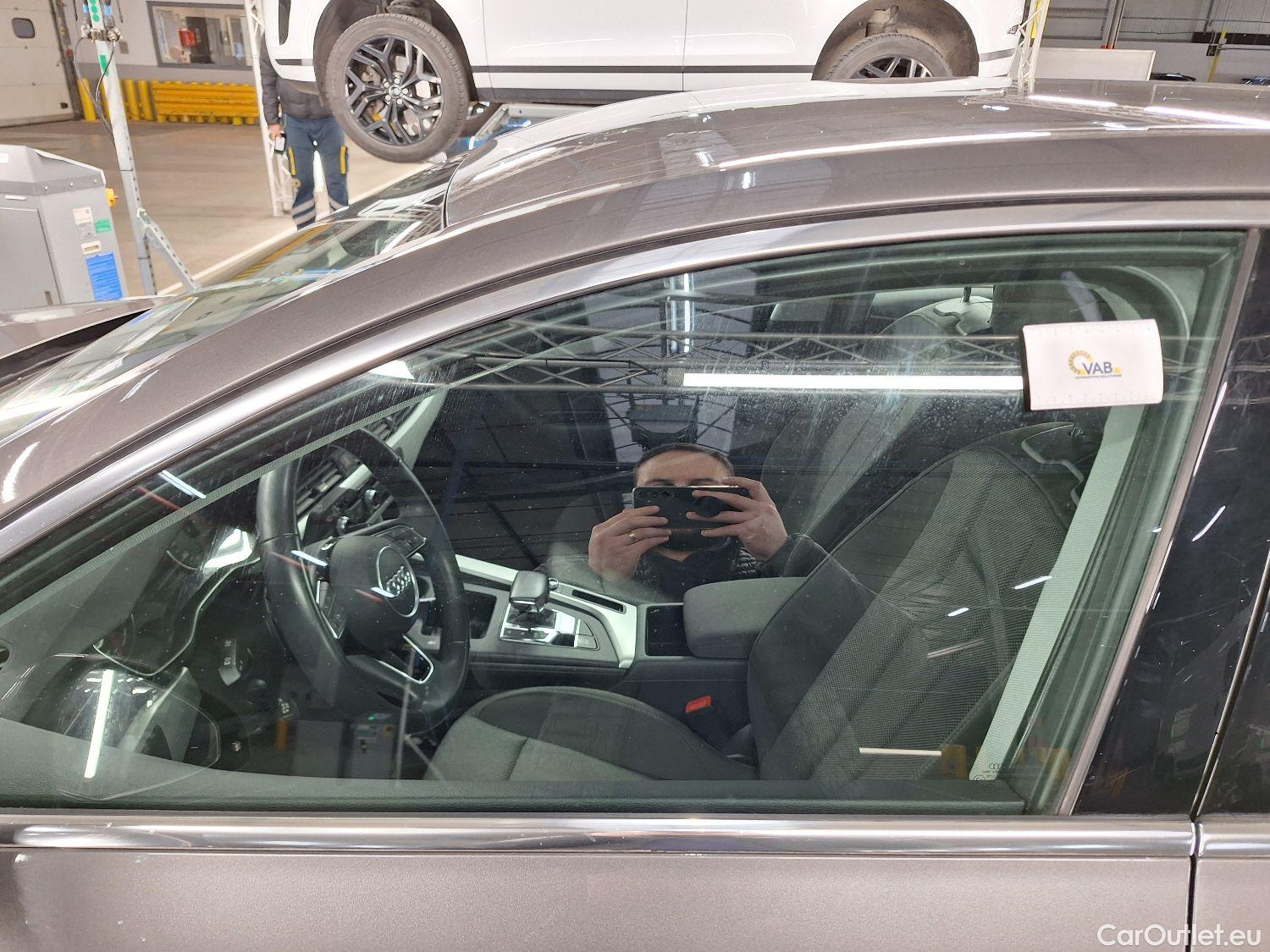  Audi  A4 Audi,  Berline FL'19, Audi  2.0 30 TDi 100kW S tronic Business Ed 4d #48