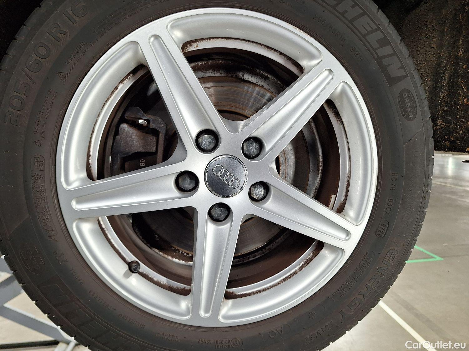  Audi  A4 Audi,  Berline FL'19, Audi  2.0 30 TDi 100kW S tronic Business Ed 4d #9