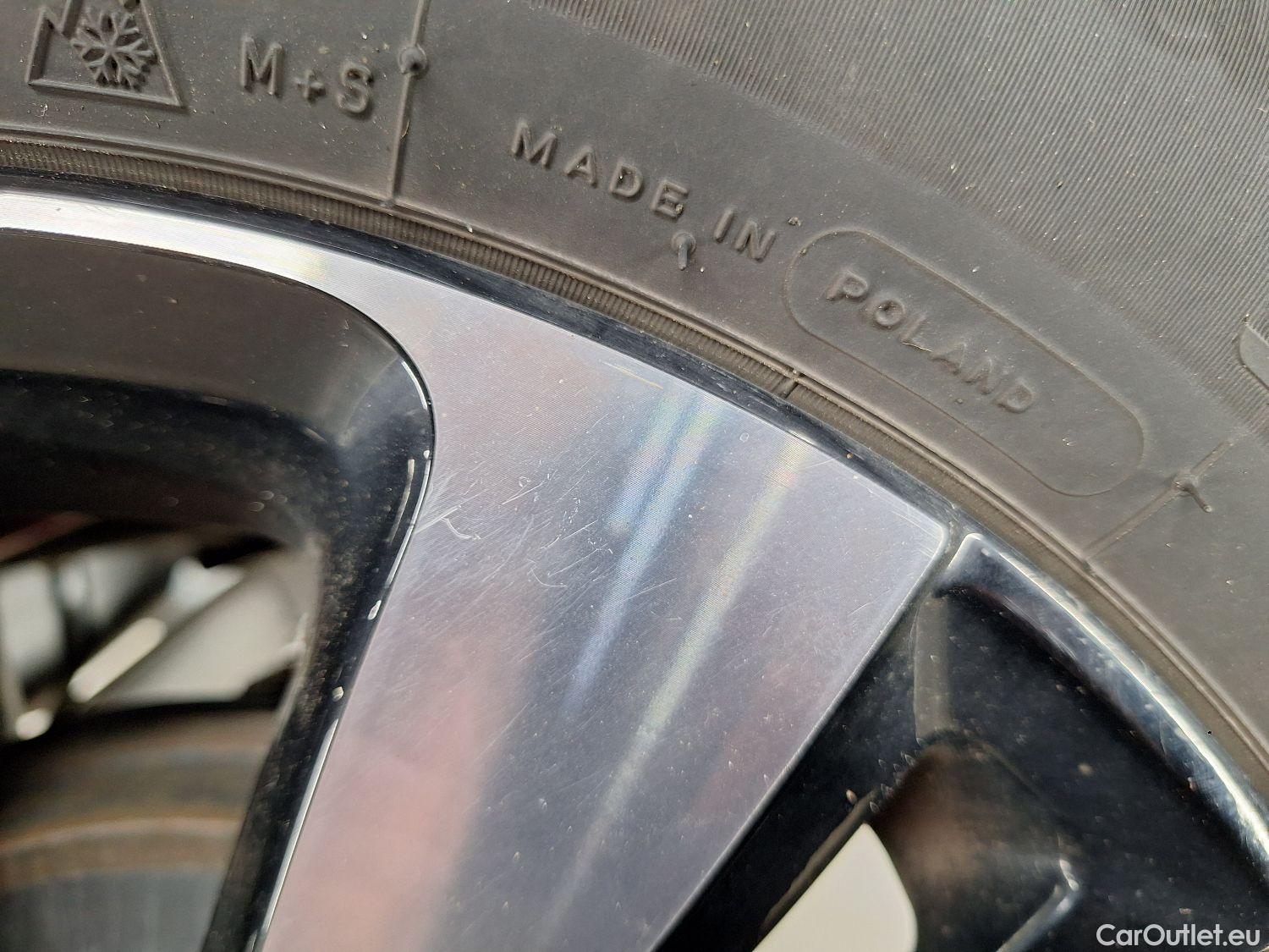  Citroen  C3 Citroën,  FL'20, Citroën  1.2 PureTech 83 S&S MAN Shine 5d #5