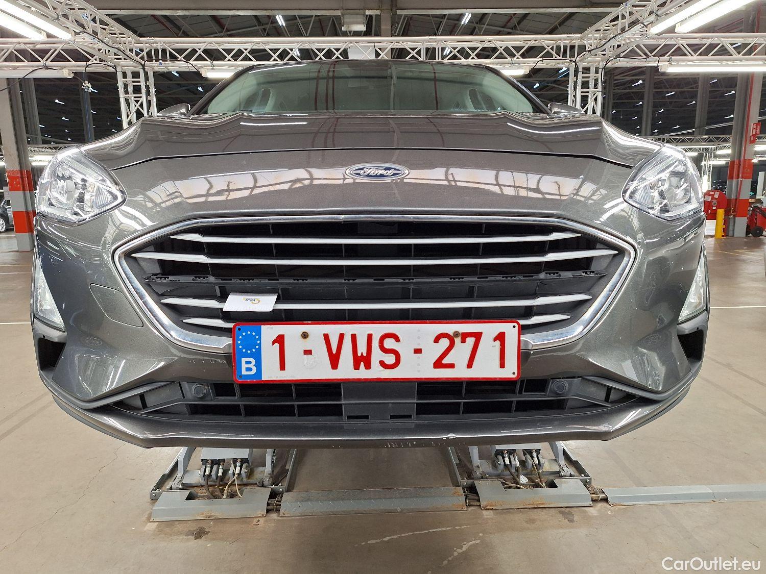  Ford  Focus Ford,  '18, Ford  1.0i EcoB. 74kW Trend Ed. Business 5d #8