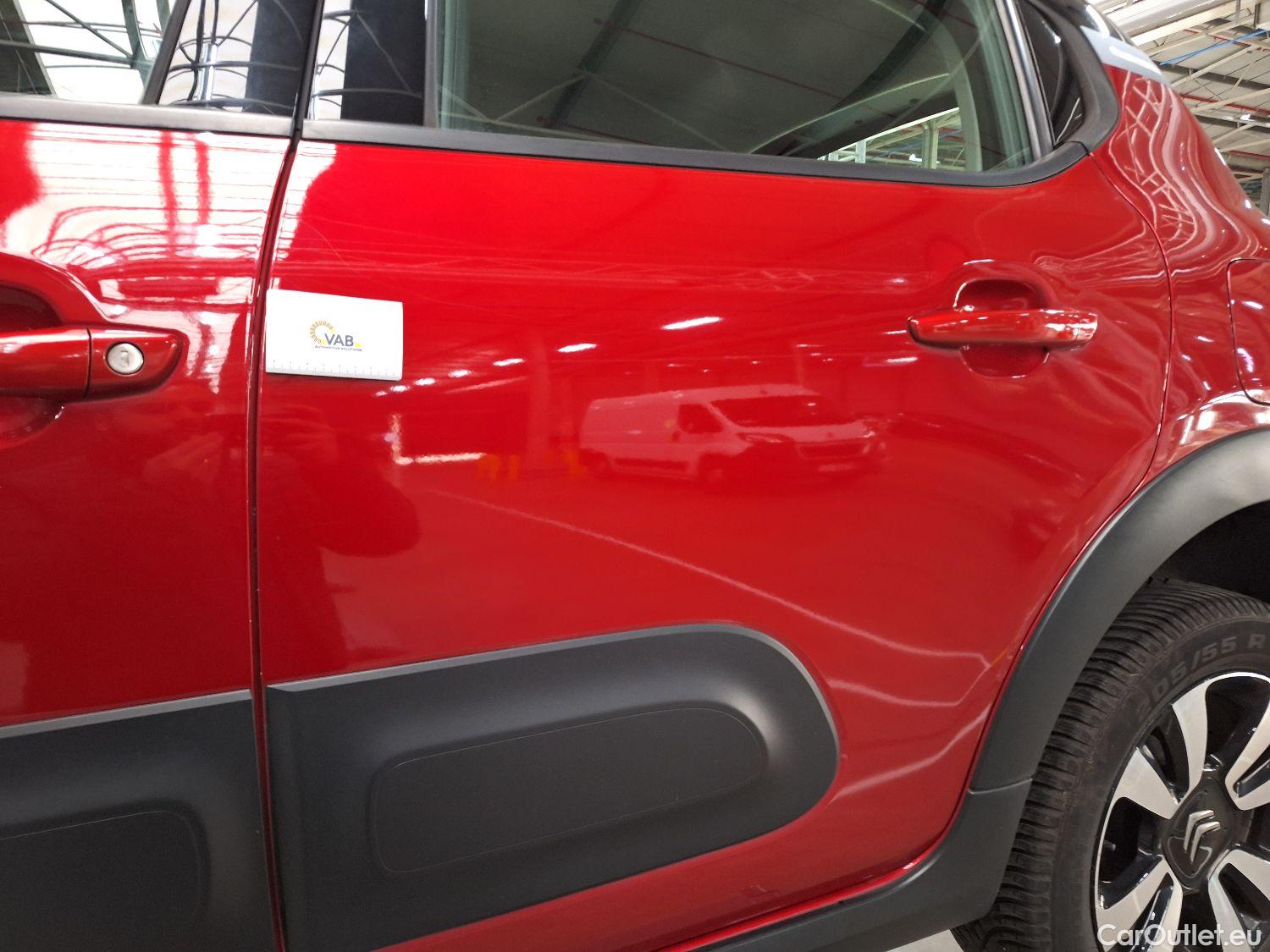  Citroen  C3 Citroën,  FL'20, Citroën  1.2 PureTech 83 S&S MAN Shine 5d #28