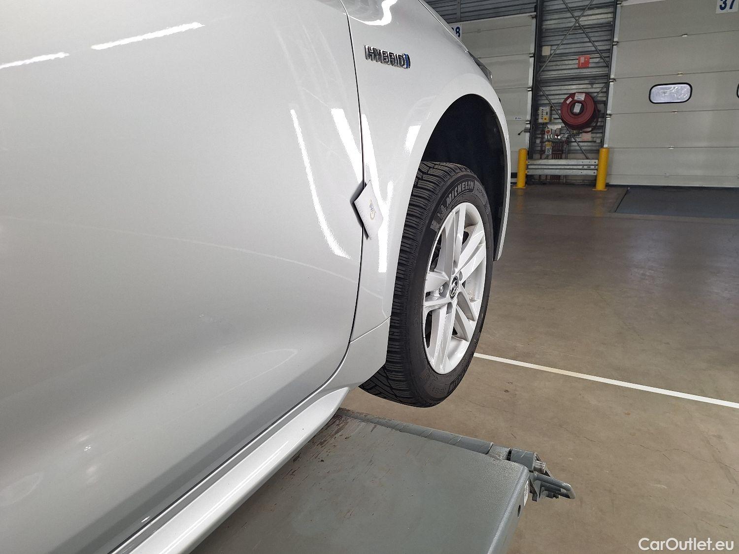  Toyota  Corolla Toyota,  TS '19, Toyota  Touring Sports 1.8 Hybrid Dynamic e #7