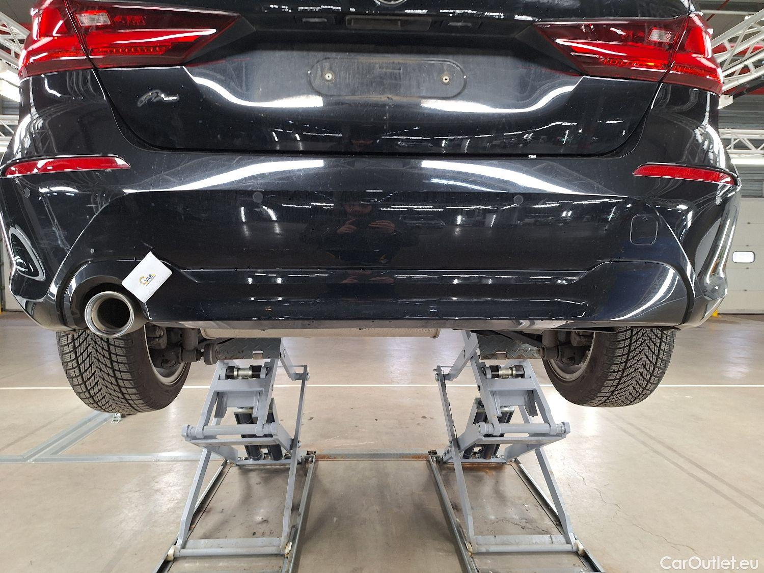  Bmw  Serie 1 BMW, 1-serie '19, BMW 1 Reeks Hatch 116d (85 kW) 5d #14