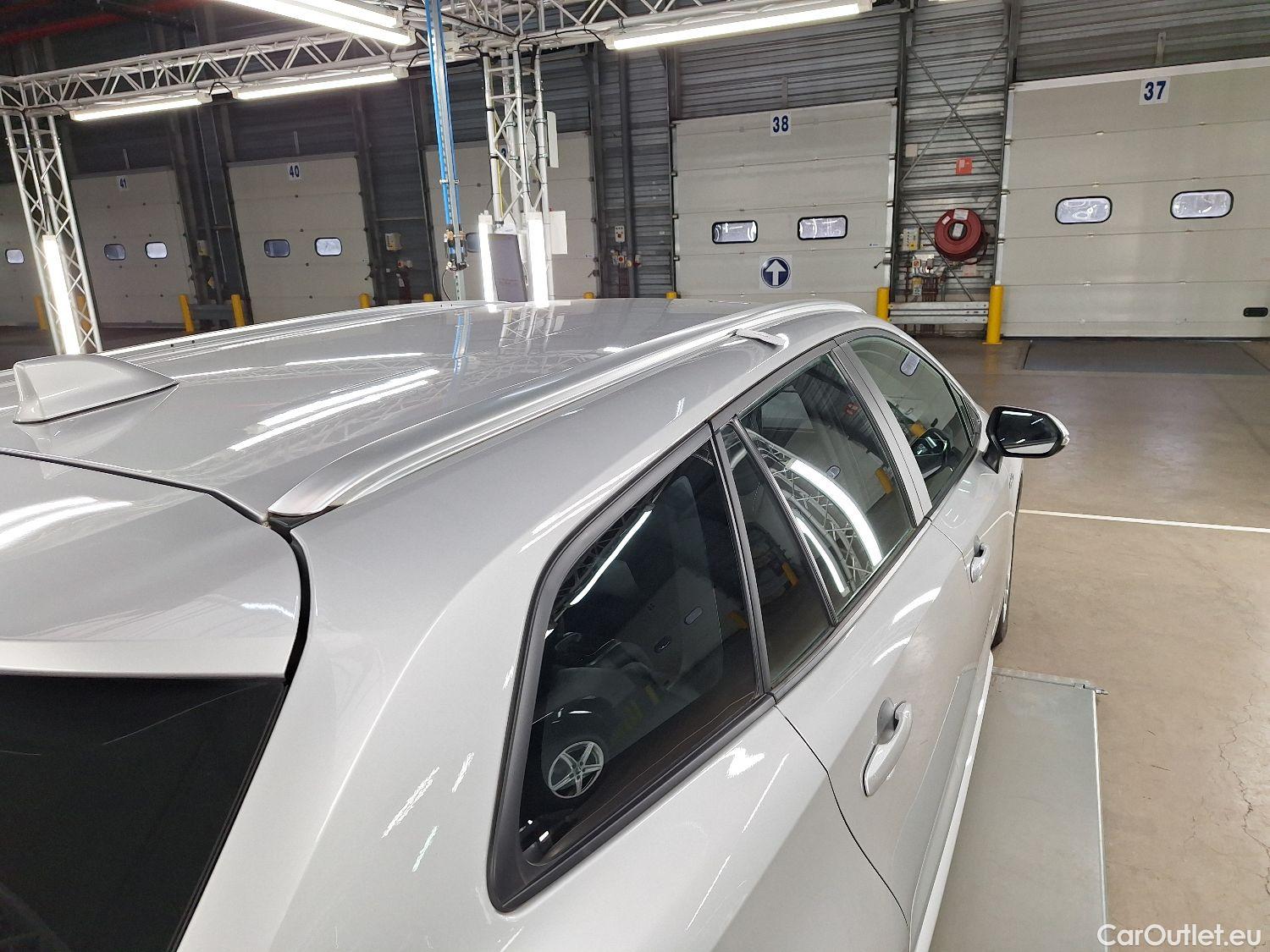  Toyota  Corolla Toyota,  TS '19, Toyota  Touring Sports 1.8 Hybrid Dynamic e #16