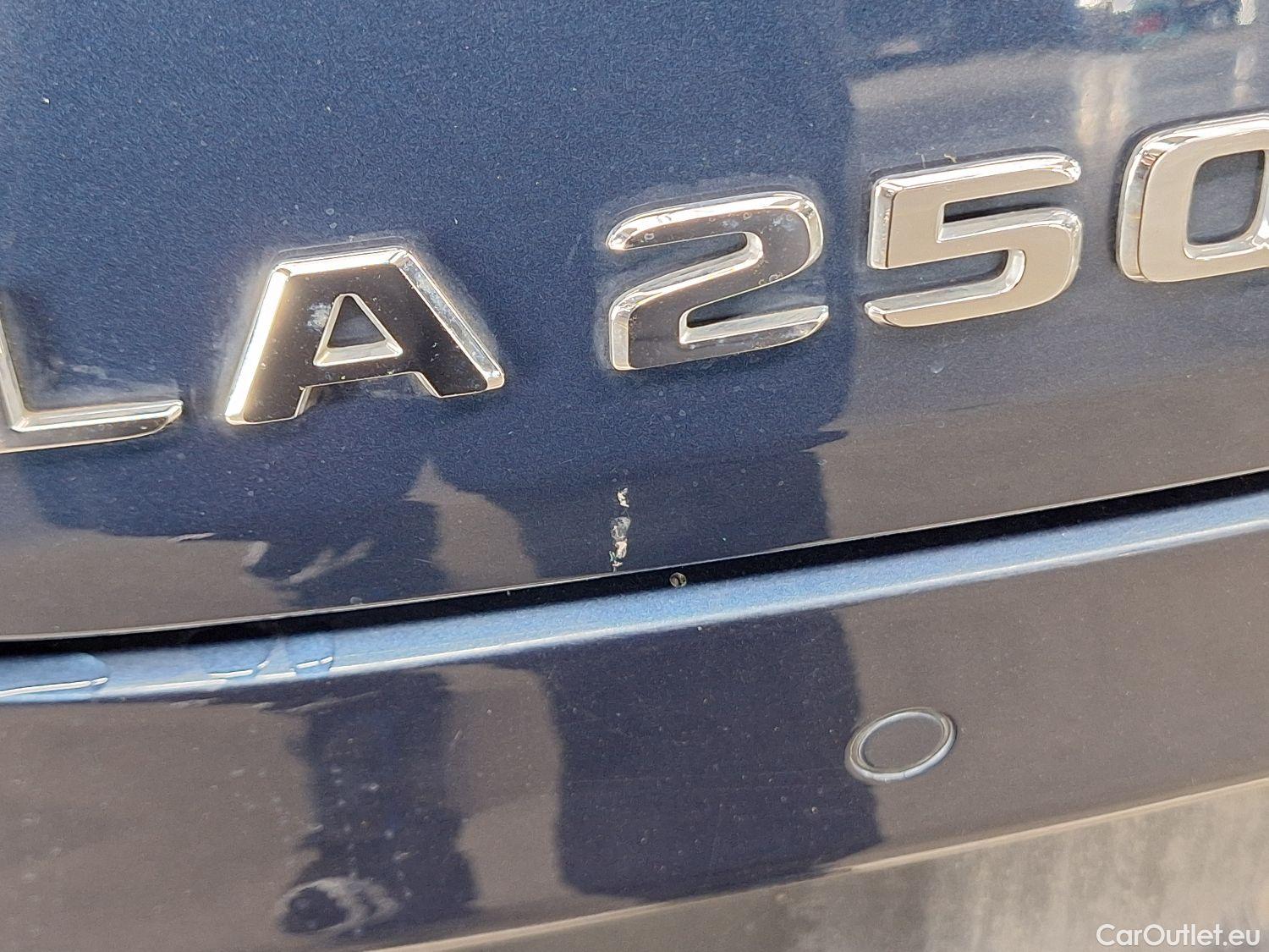  Mercedes  CLA-Klasse Mercedes, CLA-Class '19, Mercedes-Benz CLA CLA 250 e Business Solution 4d #46