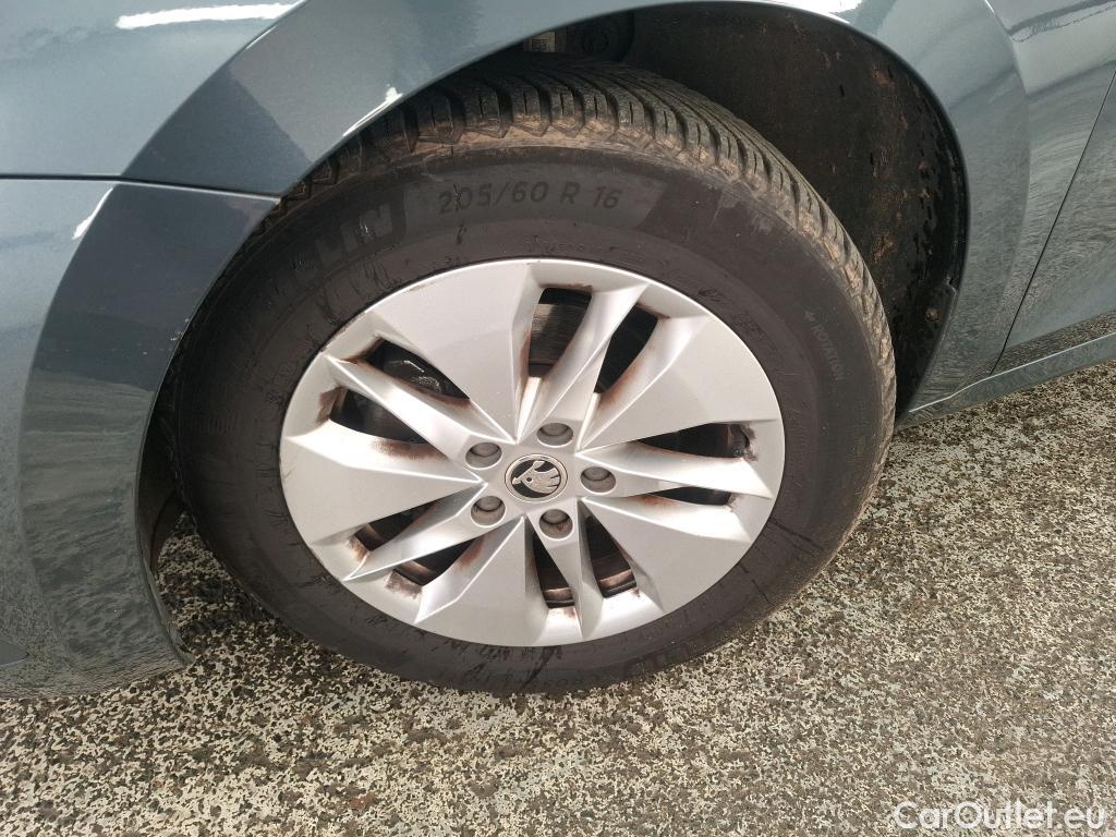  Skoda  Octavia  Break Business 2.0 TDI 115CV BVM6 E6d #15