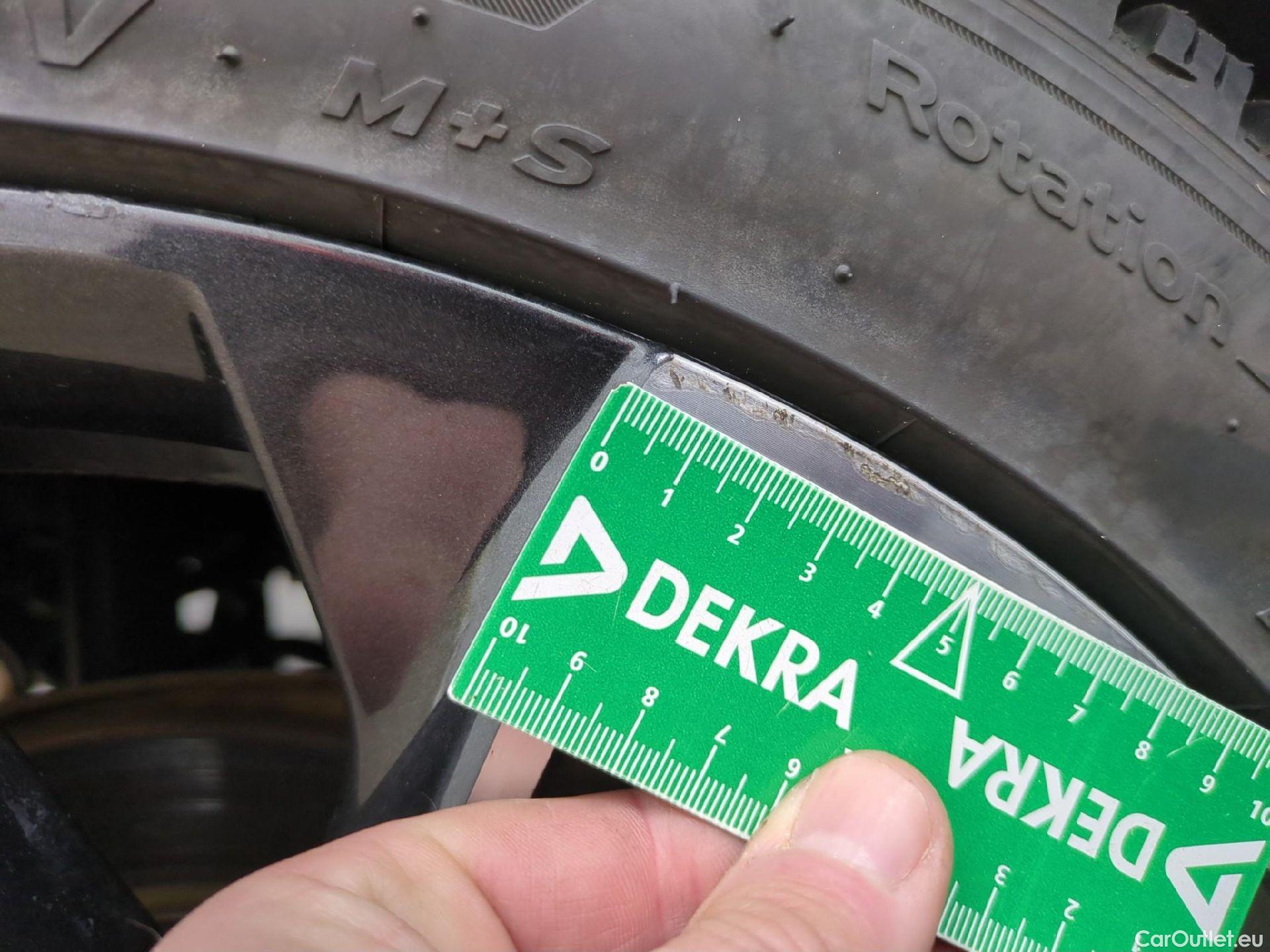  Skoda  Octavia SKODA  Combi / 2020 / 5P / Break 1.4 TSI PHEV iV 204 DSG6e Business #19