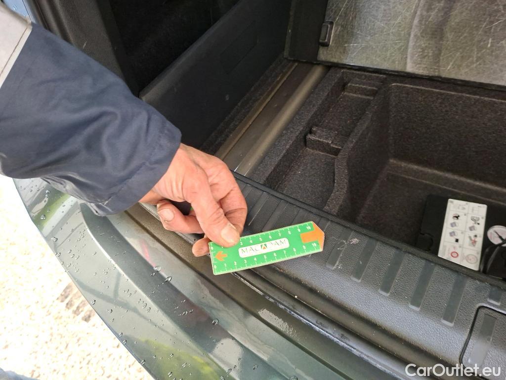  Skoda  Octavia  Break RS 2.0 TDI 200CV BVA7 E6d #8