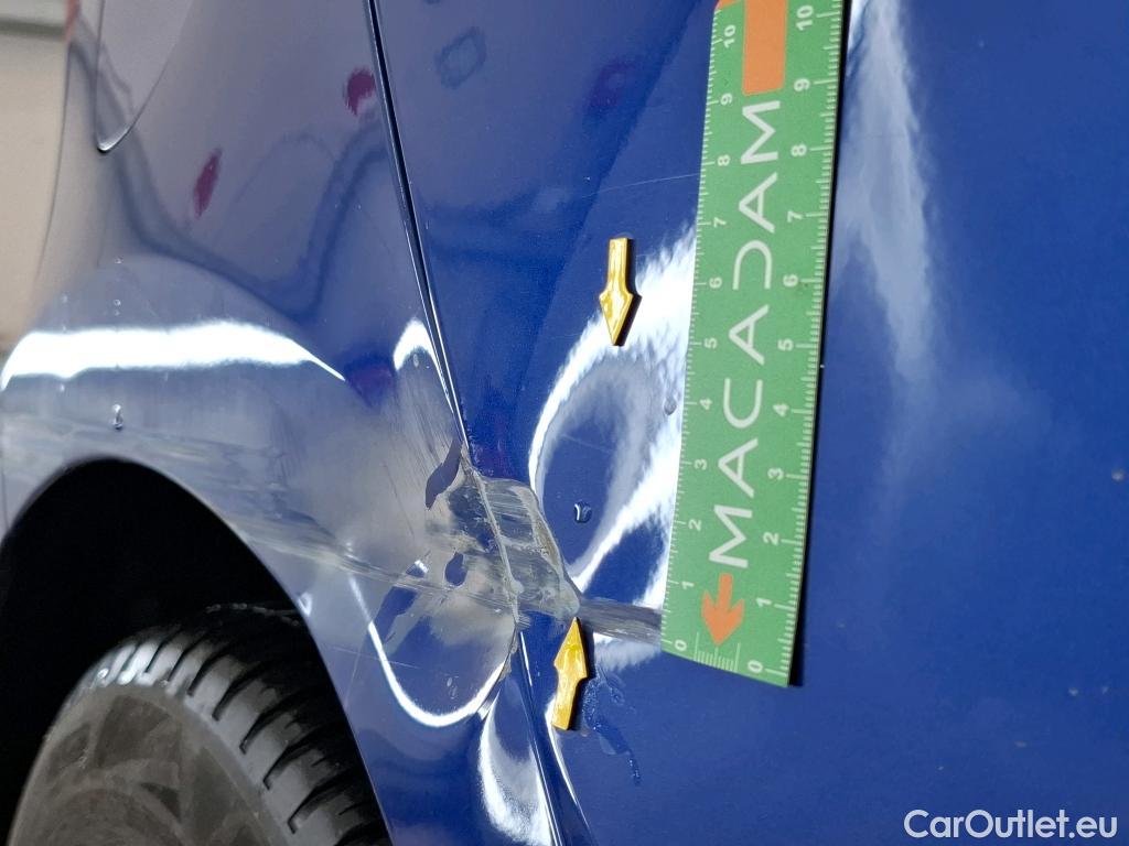  Renault  Clio  V Business 1.6 E-TECH Hybrid 140CV BVA6 E6d #24