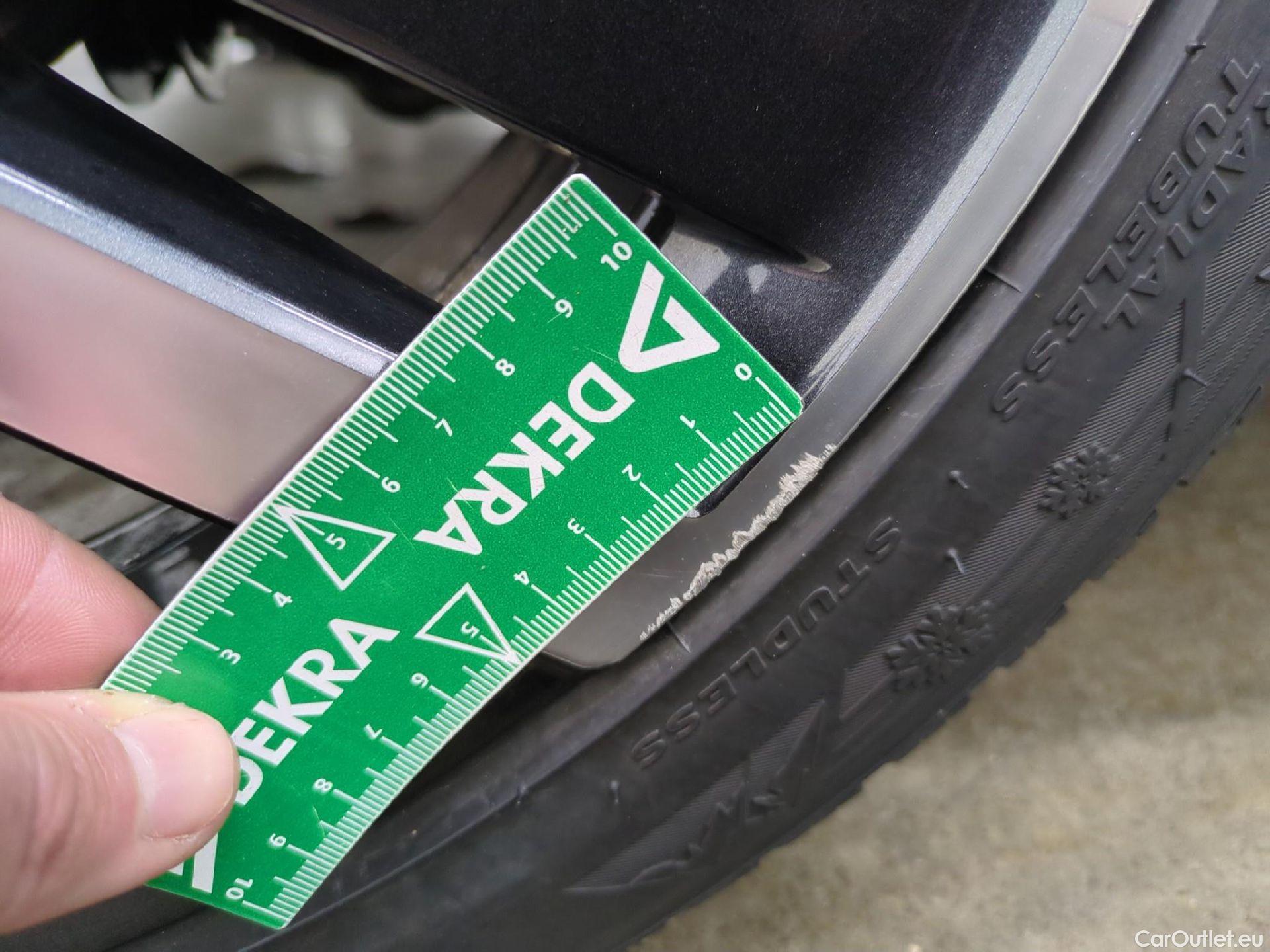  Skoda  Octavia SKODA  Combi / 2020 / 5P / Break 1.4 TSI PHEV iV 204 DSG6e Business #18