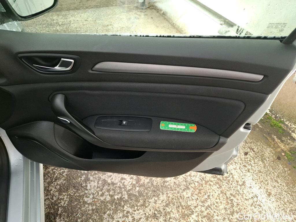  Renault  Megane  IV Estate Business 1.5 dCi 115CV BVM6 E6d #32