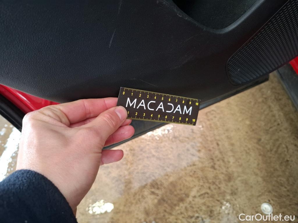  Hyundai  Tucson  Business Mild-Hybrid 2WD 1.6 CRDI 135CV BVA7 E6d #9