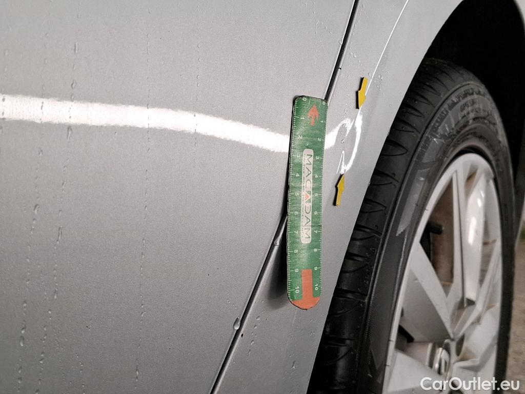  Renault  Megane  IV Estate Business 1.5 dCi 115CV BVM6 E6d #35