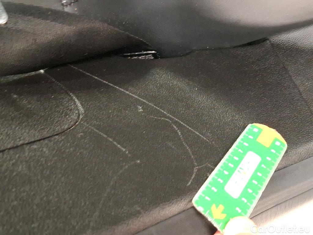  Renault  Megane  IV Estate Business 1.5 dCi 115CV BVM6 E6d #31