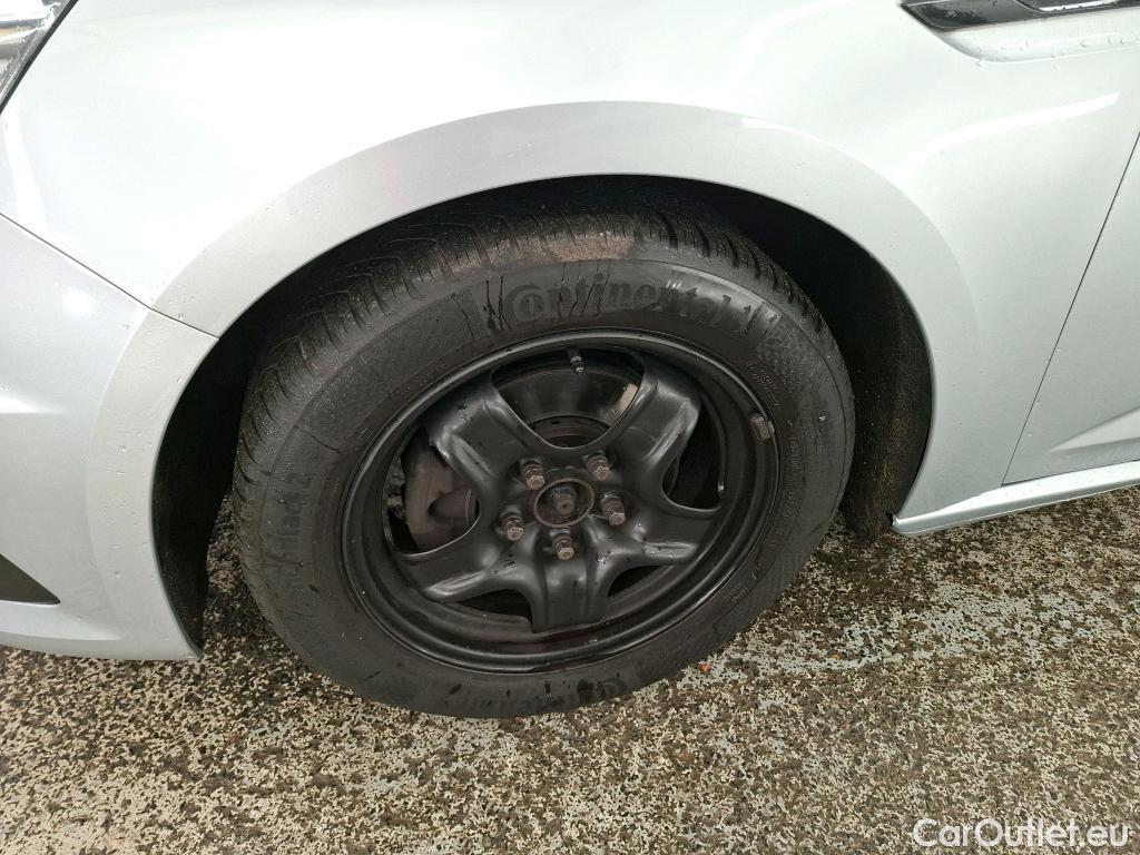  Renault  Megane  IV Estate Business 1.5 dCi 115CV BVM6 E6d #52