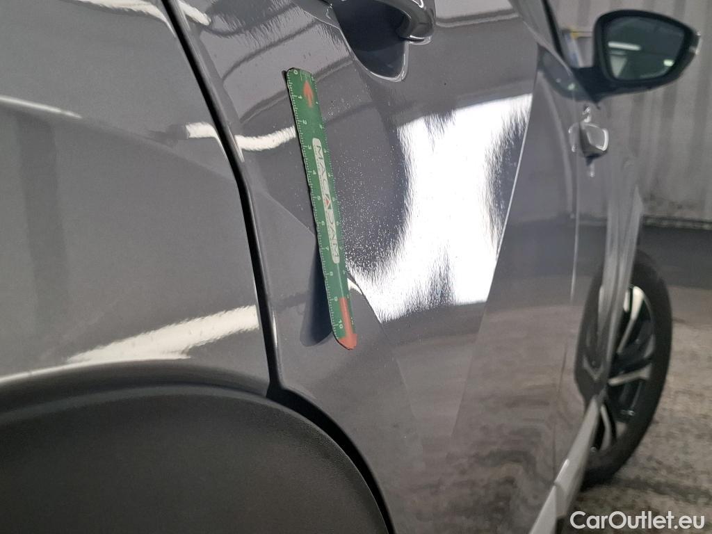  Peugeot  2008  Allure Pack 1.5 HDi 130CV BVA8 E6d #9